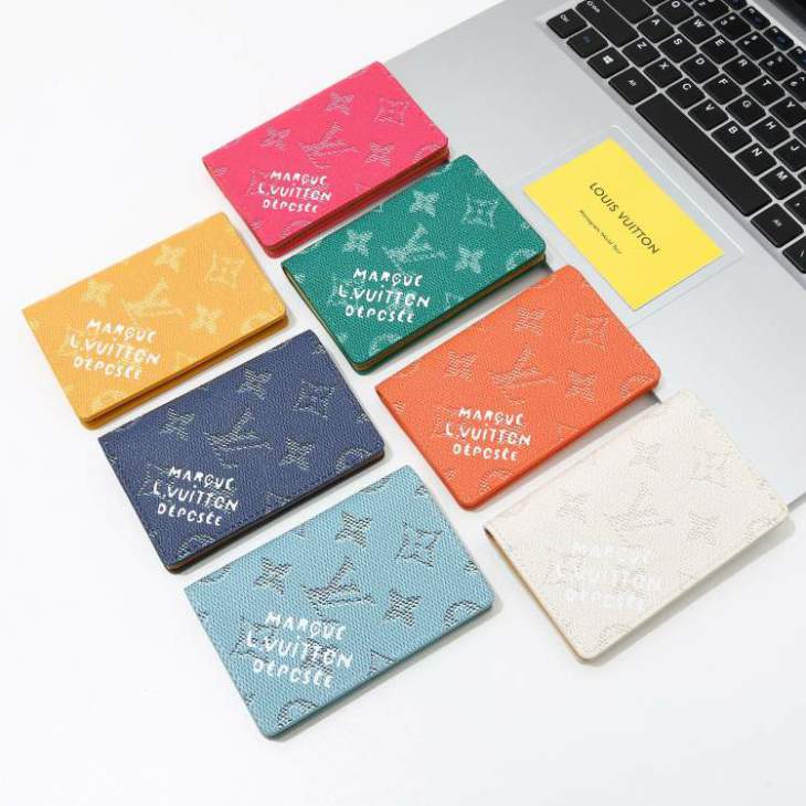 Picture of Louis Vuitton Wallets _SKUfw220371662fw